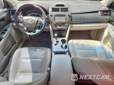 Zdjęcie 8 z 12 samochodu: 2013 TOYOTA CAMRY HYBRID LE VIN:4T1BD1FK3DU072817 - miniatura