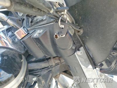 Zdjęcie 8 z 10 samochodu: 2003 HARLEY-DAVIDSON FLHTI VIN:1HD1FVW103Y600800 - miniatura