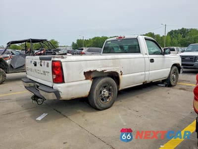 Trzecie zdjęcie samochodu z tyłu: 2004 CHEVROLET SILVERADO C1500 VIN:1GCEC14X54Z105953 - miniatura