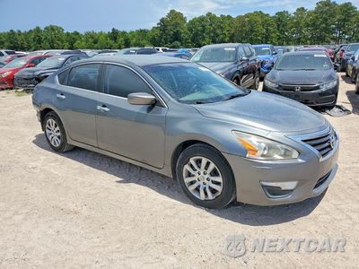 Czwarte zdjęcie samochodu z boku: 2014 NISSAN ALTIMA 2.5 S VIN:1N4AL3AP1EN216805 - miniatura