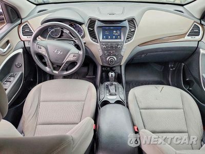 Zdjęcie 8 z 13 samochodu: 2017 HYUNDAI SANTA FE SE VIN:KM8SMDHF3HU184461 - miniatura