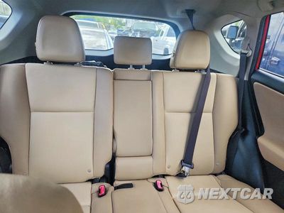 Zdjęcie 10 z 13 samochodu: 2015 TOYOTA RAV4 LIMITED VIN:JTMYFREV2FJ043333 - miniatura