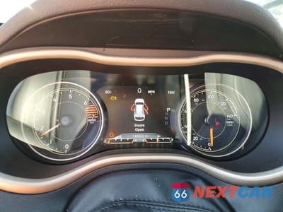 Zdjęcie 9 z 13 samochodu: 2017 JEEP CHEROKEE LIMITED VIN:1C4PJMDB1HW638832 - miniatura