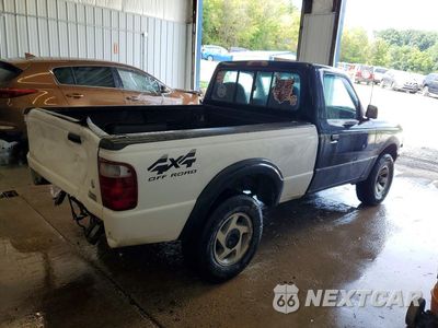 Trzecie zdjęcie samochodu z tyłu: 1994 FORD RANGER VIN:1FTCR11X5RTB17007 - miniatura
