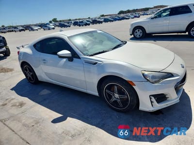 Czwarte zdjęcie samochodu z boku: 2020 SUBARU BRZ LIMITED VIN:JF1ZCAC14L8700091 - miniatura