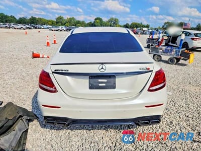 Zdjęcie 6 z 13 samochodu: 2018 MERCEDES-BENZ E 63 AMG-S VIN:WDDZF8KB1JA274134 - miniatura