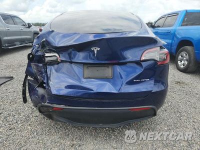 Zdjęcie 6 z 12 samochodu: 2023 TESLA MODEL Y VIN:7SAYGDEE1PA080723 - miniatura