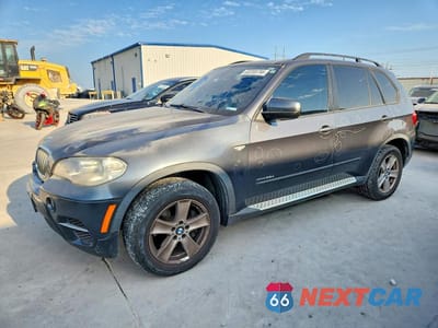 2012 BMW X5 XDRIVE35D 5UXZW0C5XCL666216 - główne zdjęcie licytacji z USA - miniatura