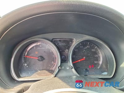 Zdjęcie 9 z 12 samochodu: 2015 NISSAN VERSA 1.6 SL VIN:3N1CN7AP0FL907820 - miniatura