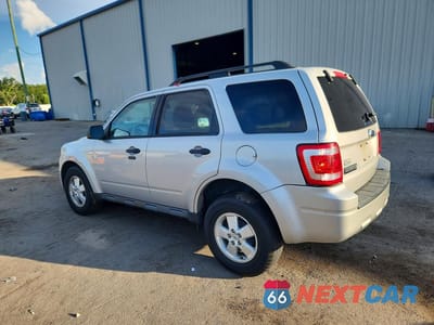 Drugie zdjęcie samochodu z przodu: 2009 FORD ESCAPE XLT VIN:1FMCU93709KD11889 - miniatura