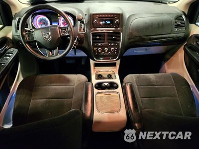 Zdjęcie 8 z 13 samochodu: 2013 DODGE GRAND CARAVAN SXT VIN:2C4RDGCG3DR610581 - miniatura