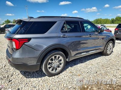 Trzecie zdjęcie samochodu z tyłu: 2025 FORD EXPLORER ACTIVE VIN:1FMUK8DH7SGA23338 - miniatura