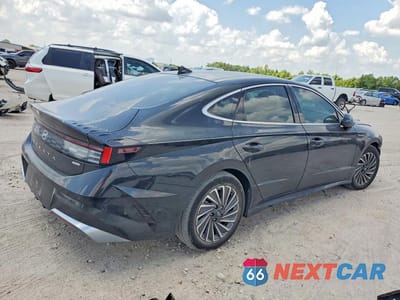 Trzecie zdjęcie samochodu z tyłu: 2025 HYUNDAI SONATA HYBRID LIMITED VIN:KMHL54JJ4SA124391 - miniatura