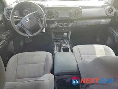 Zdjęcie 8 z 13 samochodu: 2018 TOYOTA TACOMA SR VIN:5TFAX5GN0JX129864 - miniatura