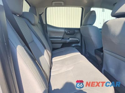 Zdjęcie 10 z 12 samochodu: 2018 TOYOTA TACOMA SR5 V6 VIN:5TFAZ5CN3JX058613 - miniatura