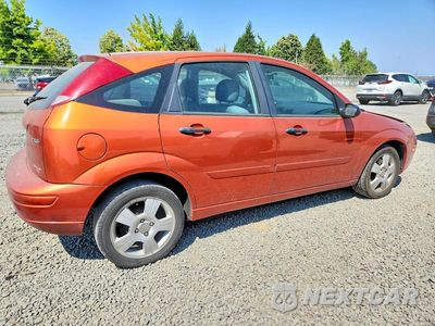 Trzecie zdjęcie samochodu z tyłu: 2005 FORD FOCUS ZX5 VIN:3FAFP37N55R103002 - miniatura