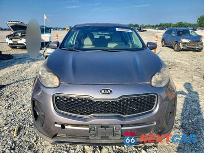 Piąte zdjęcie samochodu w środku: 2017 KIA SPORTAGE LX VIN:KNDPM3AC2H7073368 - miniatura