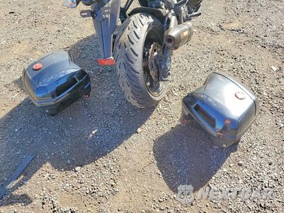Zdjęcie 9 z 10 samochodu: 2019 KAWASAKI ZX1000 W VIN:JKAZXCW12KA021220 - miniatura