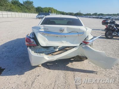 Zdjęcie 6 z 12 samochodu: 2015 NISSAN ALTIMA 2.5 S VIN:1N4AL3AP1FN877543 - miniatura
