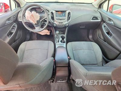 Zdjęcie 8 z 12 samochodu: 2018 CHEVROLET CRUZE LT VIN:1G1BE5SM3J7110064 - miniatura