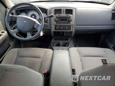 Zdjęcie 8 z 12 samochodu: 2007 DODGE DAKOTA QUAD SLT VIN:1D7HW48P37S171579 - miniatura