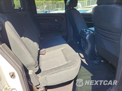Zdjęcie 10 z 12 samochodu: 2019 NISSAN TITAN SV VIN:1N6AA1E55KN529443 - miniatura