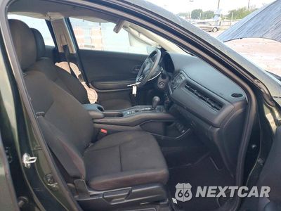Zdjęcie 7 z 13 samochodu: 2018 HONDA HR-V LX VIN:3CZRU6H3XJG721060 - miniatura