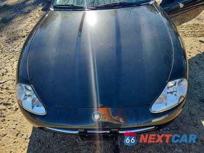 Zdjęcie 11 z 12 samochodu: 2002 JAGUAR XK8 VIN:SAJDA42C42NA25782 - miniatura