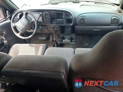 Zdjęcie 8 z 12 samochodu: 2001 DODGE RAM 1500 VIN:3B7HF13Y31M546850 - miniatura