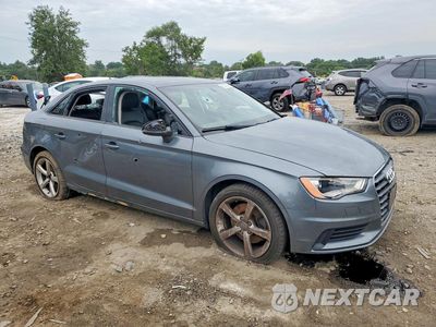 Czwarte zdjęcie samochodu z boku: 2015 AUDI A3 PREMIUM VIN:WAUACGFF8F1005463 - miniatura
