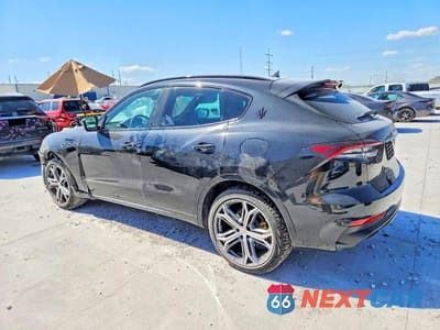Drugie zdjęcie samochodu z przodu: 2022 MASERATI LEVANTE MODENA VIN:ZN661YUM3NX383755 - miniatura
