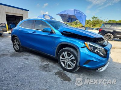 Czwarte zdjęcie samochodu z boku: 2015 MERCEDES-BENZ GLA 250 VIN:WDCTG4EB2FJ131406 - miniatura