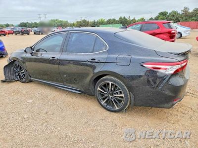 Drugie zdjęcie samochodu z przodu: 2018 TOYOTA CAMRY XSE VIN:4T1B61HK6JU525363 - miniatura