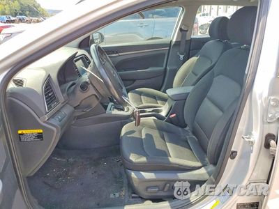 Zdjęcie 7 z 12 samochodu: 2017 HYUNDAI ELANTRA VALUE EDITION VIN:5NPD84LF4HH186643 - miniatura