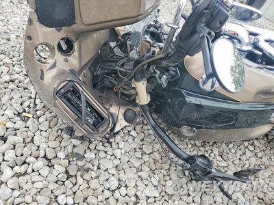 Zdjęcie 7 z 9 samochodu: 2013 HARLEY-DAVIDSON FLTRXSE CVO ROAD GLIDE CUSTOM VIN:1HD1TC812DB958625 - miniatura