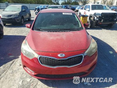Piąte zdjęcie samochodu w środku: 2014 KIA FORTE LX VIN:KNAFX4A66E5232786 - miniatura