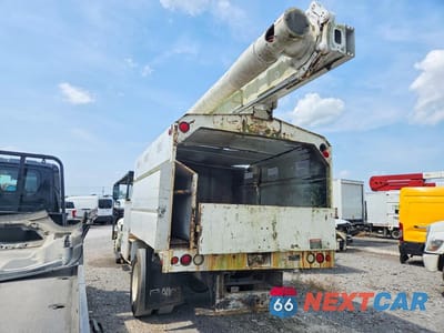 Drugie zdjęcie samochodu z przodu: 2003 INTERNATIONAL 4300 FORESTRY BUCKET TRUCK VIN:3HTMMAAN93N586640 - miniatura