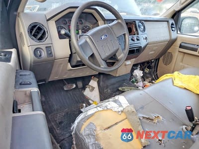 Zdjęcie 8 z 12 samochodu: 2008 FORD F250 SUPER DUTY VIN:1FTNF21558EA01847 - miniatura