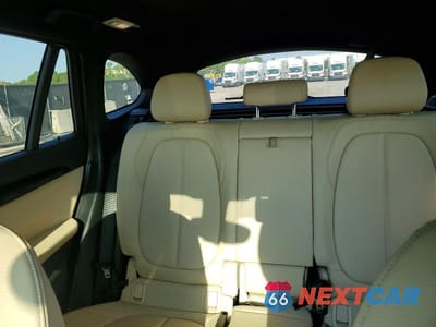 Zdjęcie 10 z 13 samochodu: 2017 BMW X1 XDRIVE28I VIN:WBXHT3Z39H4A54450 - miniatura