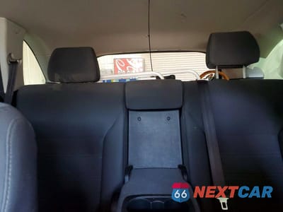 Zdjęcie 10 z 13 samochodu: 2016 KIA SORENTO LX VIN:5XYPGDA34GG020735 - miniatura