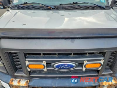 Zdjęcie 12 z 13 samochodu: 2011 FORD E350 VAN WITH BUCKET LIFT VIN:1FTSE3ES5BDB26100 - miniatura