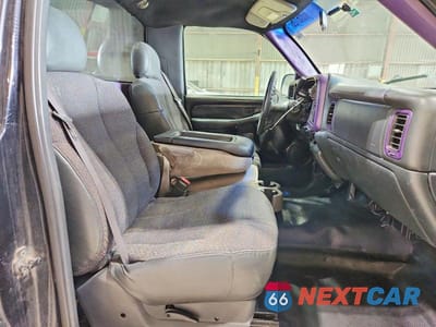 Zdjęcie 10 z 12 samochodu: 2000 CHEVROLET SILVERADO C1500 VIN:1GCEC14W6YE143809 - miniatura