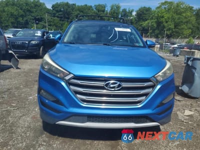 Piąte zdjęcie samochodu w środku: 2017 HYUNDAI TUCSON VIN:KM8J3CA22HU302905 - miniatura