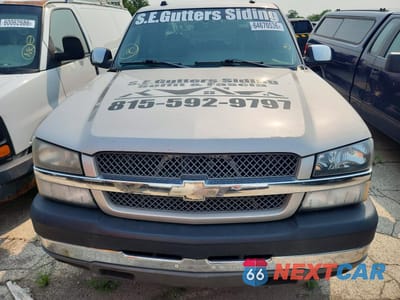 Piąte zdjęcie samochodu w środku: 2004 CHEVROLET SILVERADO K2500 HEAVY DUTY VIN:1GCHK232X4F191158 - miniatura