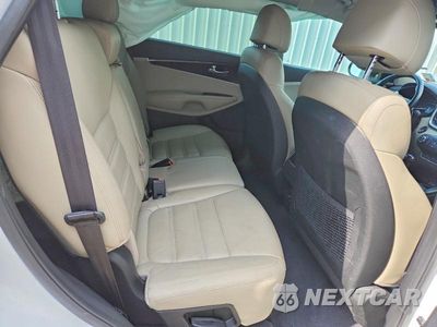 Zdjęcie 10 z 12 samochodu: 2017 KIA SORENTO LX VIN:5XYPG4A35HG284192 - miniatura