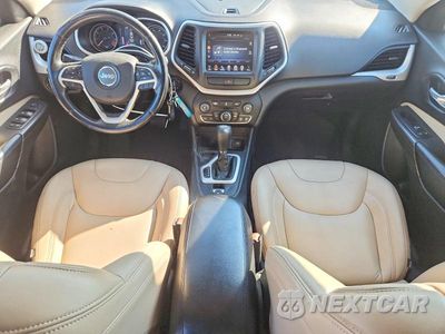 Zdjęcie 8 z 12 samochodu: 2015 JEEP CHEROKEE LATITUDE VIN:1C4PJLCB6FW712464 - miniatura