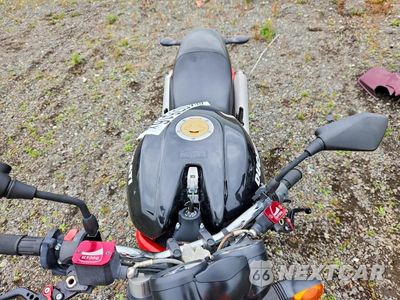 Piąte zdjęcie samochodu w środku: 2007 DUCATI MONSTER 695 VIN:ZDM1RADM27B090638 - miniatura
