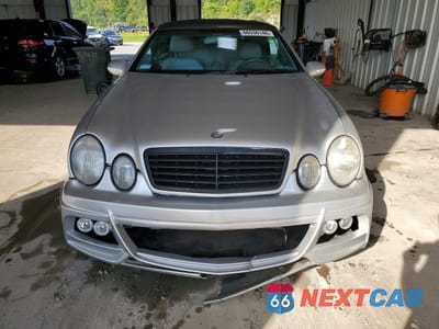 Piąte zdjęcie samochodu w środku: 2001 MERCEDES-BENZ CLK 430 VIN:WDBLK70G81T069546 - miniatura