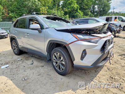 Czwarte zdjęcie samochodu z boku: 2024 TOYOTA RAV4 XLE PREMIUM VIN:2T3B6RFV9RW079899 - miniatura
