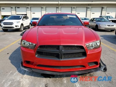 Piąte zdjęcie samochodu w środku: 2011 DODGE CHARGER VIN:2B3CL3CG7BH538340 - miniatura